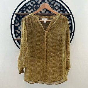 💕 Loft Chartreuse Blouse (S)